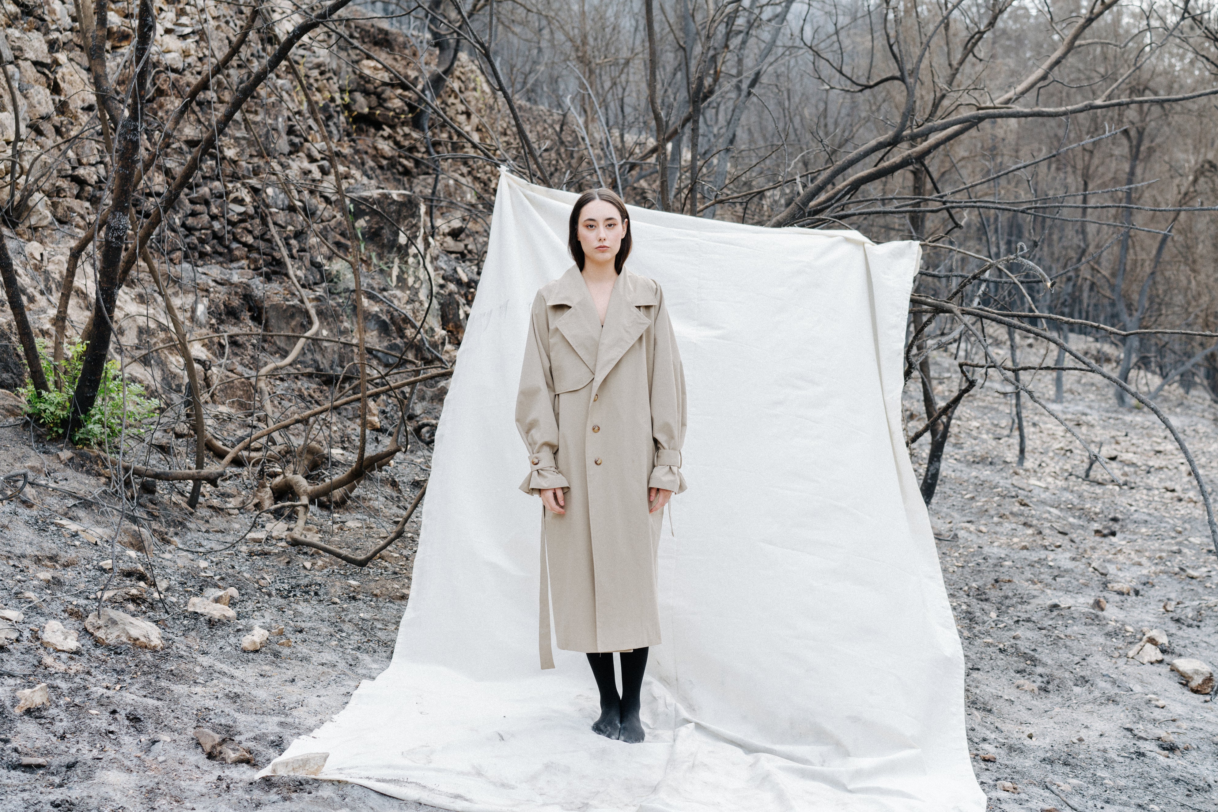 Cotton trench coat Hand made embroidery on the back – Darza Studio